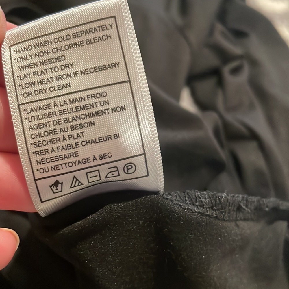 Steve Madden Rosa Top. - Picture 5 of 5